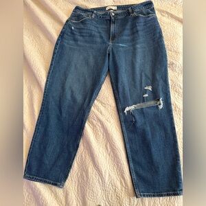 A&F Curve Love High Rise Mom Jeans